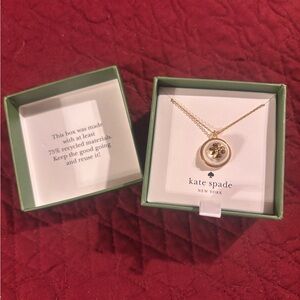 Kate Spade Necklace pearl on pearl
